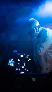 DJ Howling Wind spelar på bröllop i nordvästra Skåne